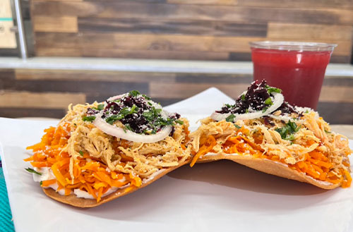 Tostadas de Verduras y Pollo