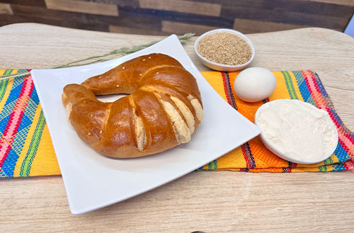 Pan de yema cachitos